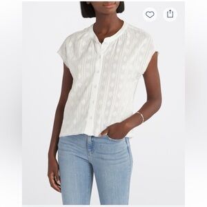 Flags & Anthem White Button-Up Blouse size medium.